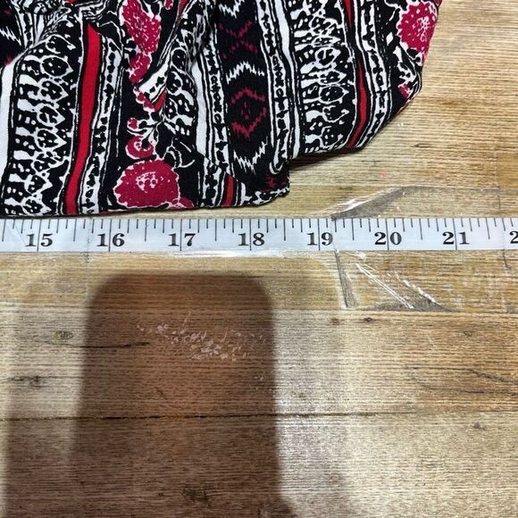 Express Women's V Neck Boho tunic Blouse Tassel Floral Mini  Red Black small - Picture 3 of 7